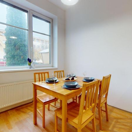 Apartman Topolova 912B Milovice  Exteriör bild